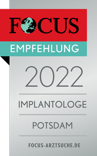 focus_siegel_praxis_schubert 2022_Implantologe_Potsdam