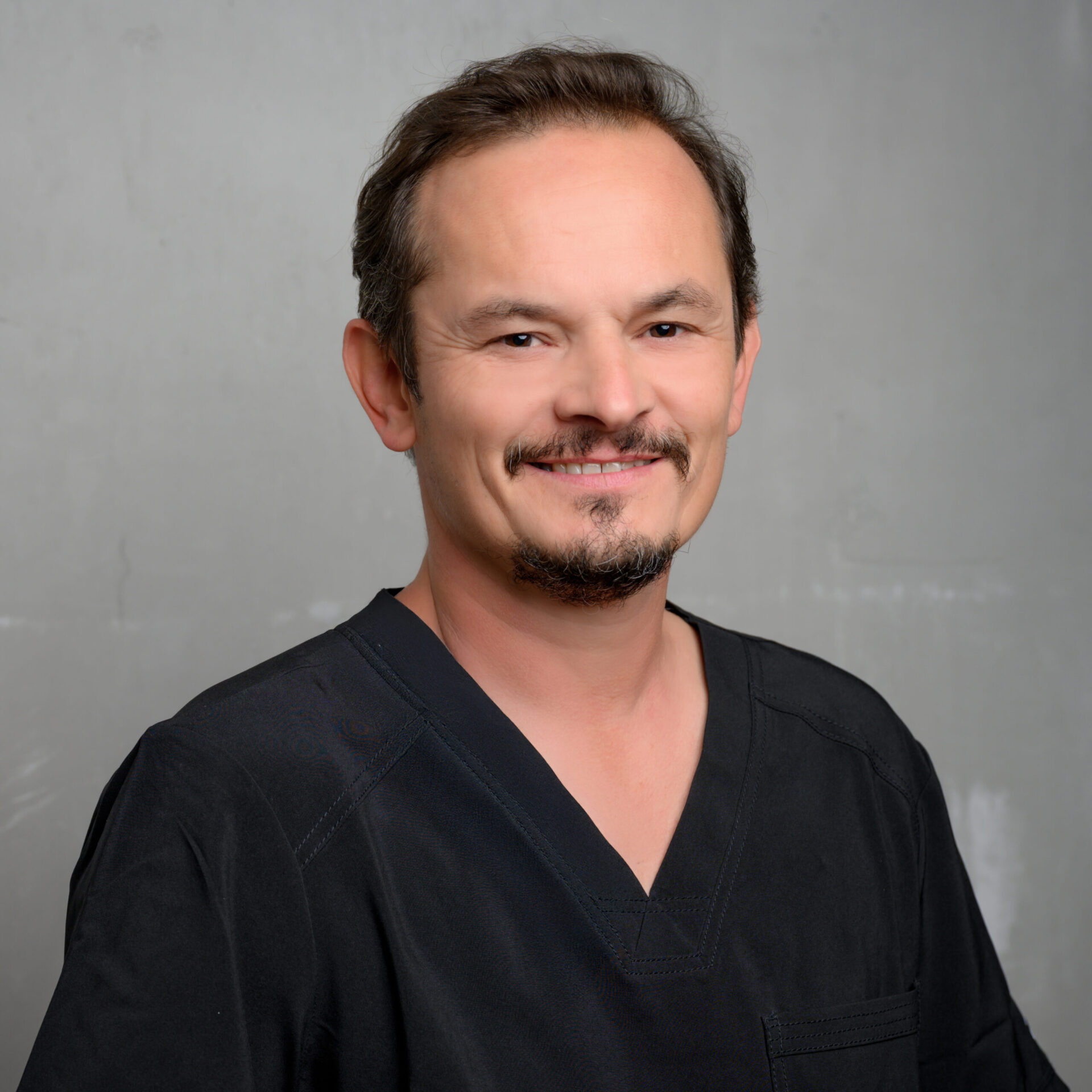 Dr. med. dent. Ron Schubert (M.Sc., M.Sc.)